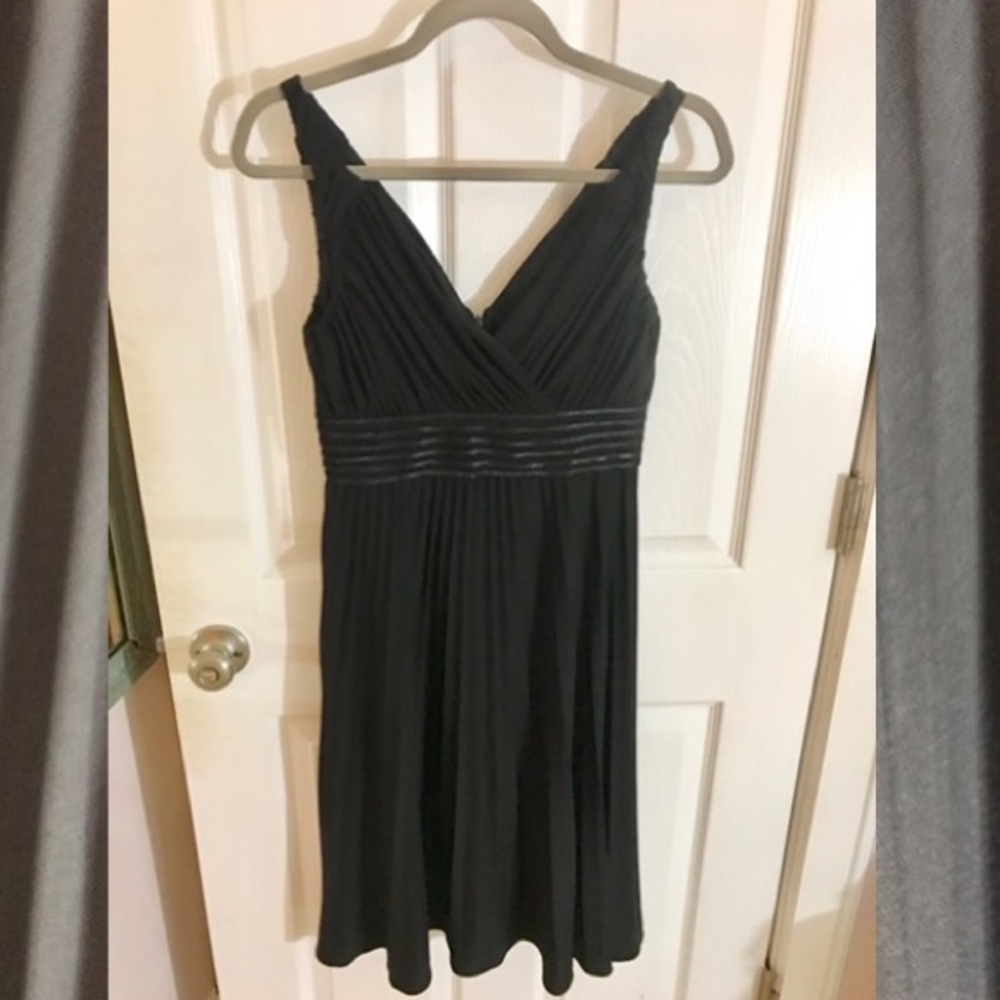 Beautiful black dress, size 2